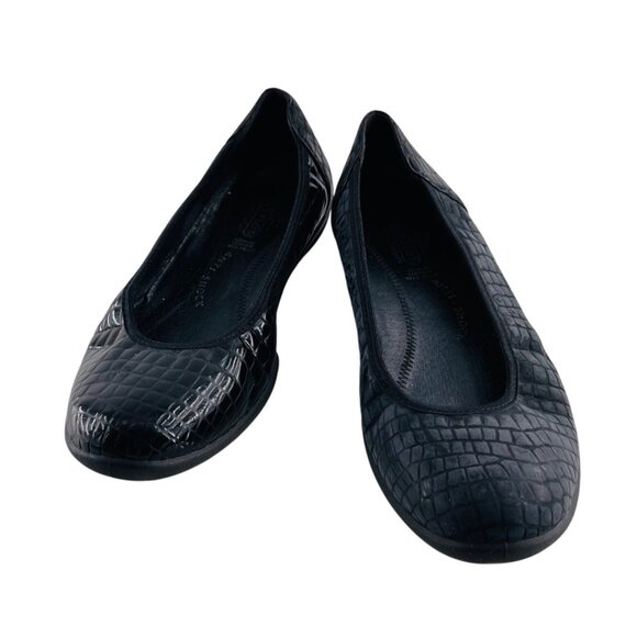 Fly Flot Womens Black Croc Leather Upper Flats Size 37 - Picture 1 of 4
